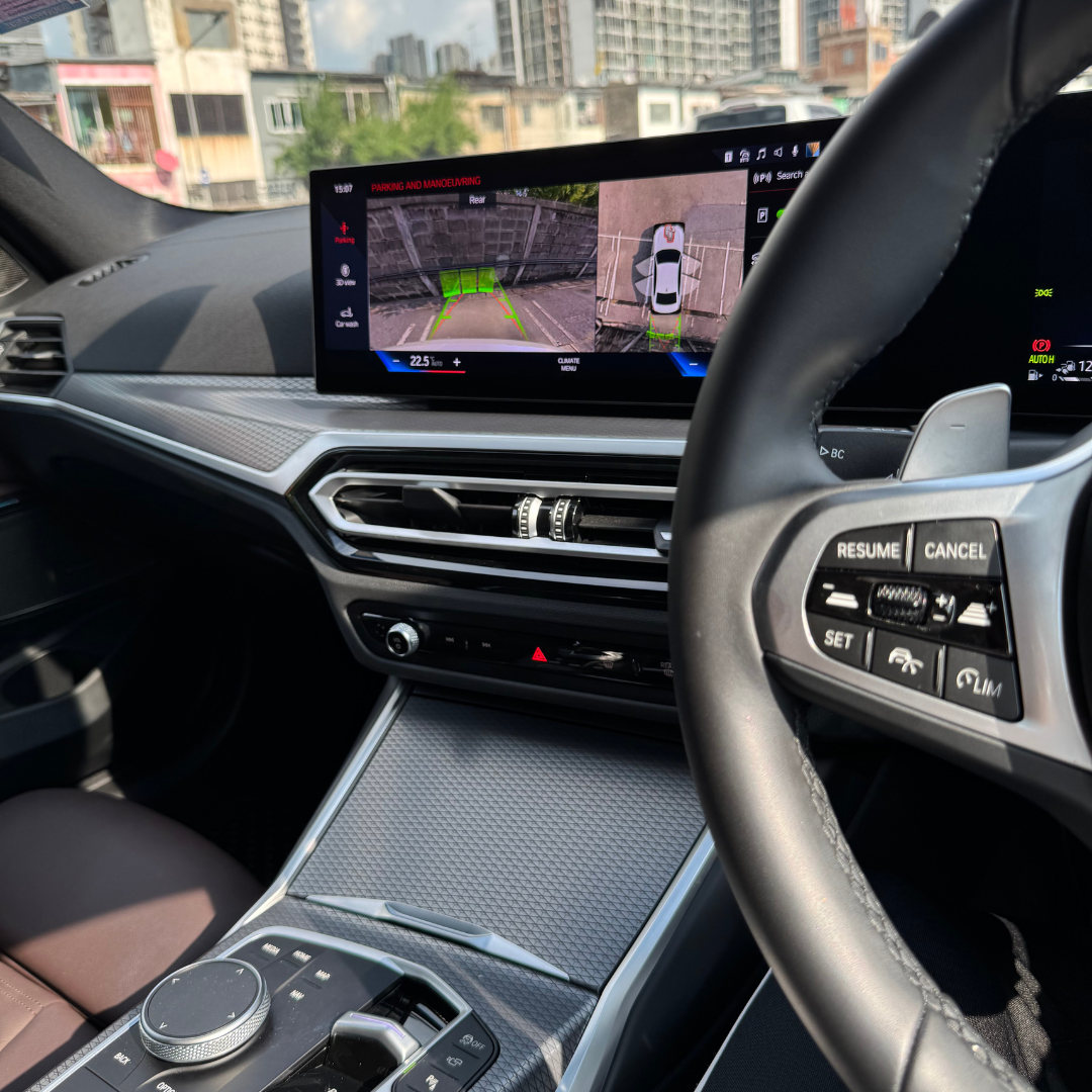 BMW 330e LCI