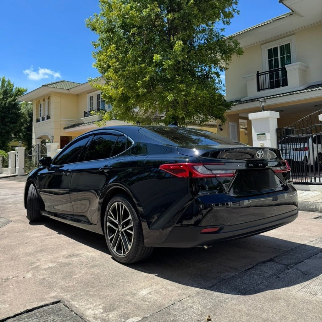 Toyota Camry Hybrid 2025