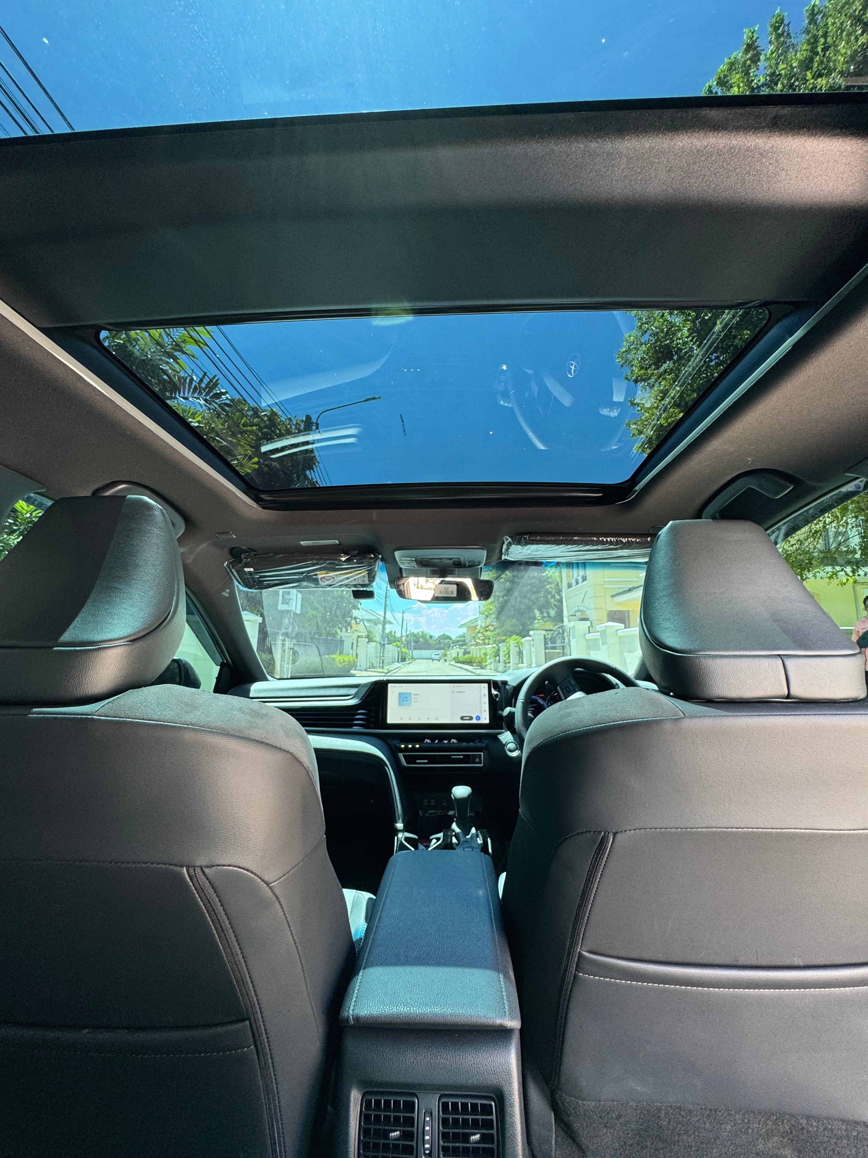 Toyota Camry Hybrid 2025